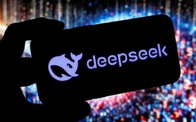 硅谷AI巨头紧急研究DeepSeek！台积电等芯片股为何连带受挫？